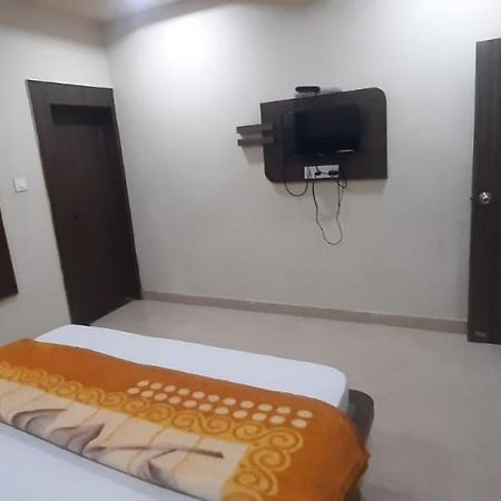 Hotel Sea Queen Puri Luaran gambar