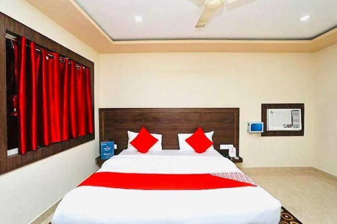 Hotel Sea Queen Puri Luaran gambar